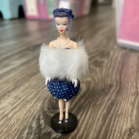 Barbie Hallmark ornaments lot of 12 - Picture 8 of 13